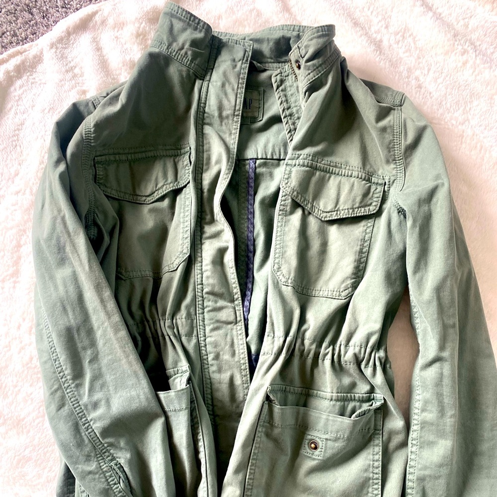 Army fatigue jacket with drawstring waist